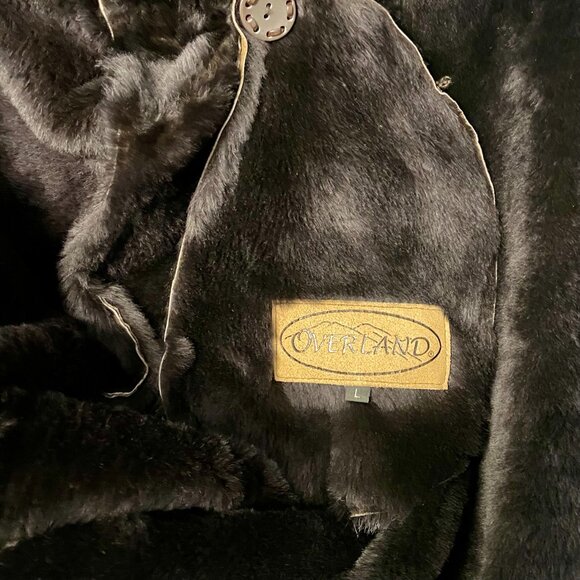 Overland Ember Sheepskin belted jacket with raccoon fur trim - Picture 8 of 11